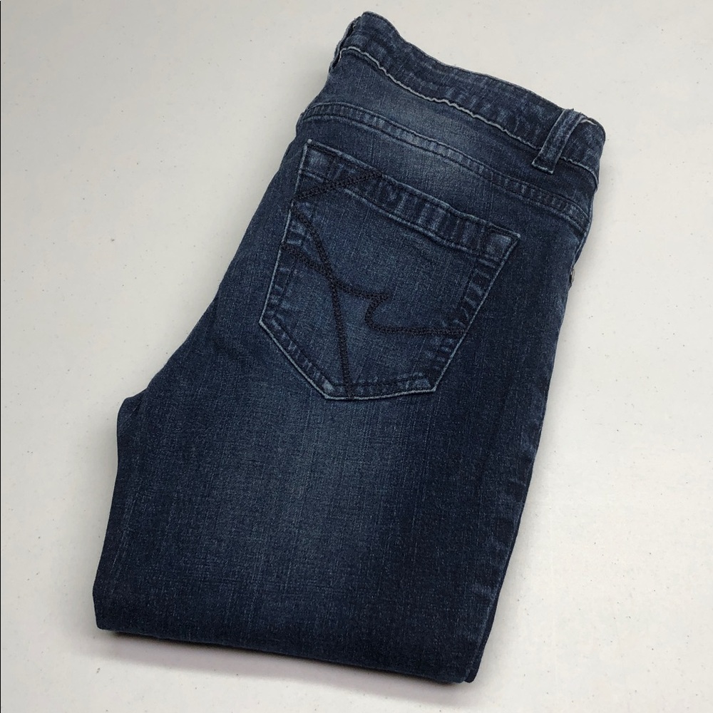KENNETH COLE DARKWASH SKINNY JEANS 27x31 ⭐️